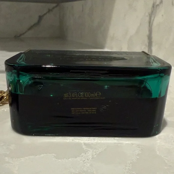 Marc Jacobs Decadence Perfume - Picture 3 of 3